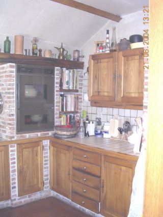 kitchen003.jpg